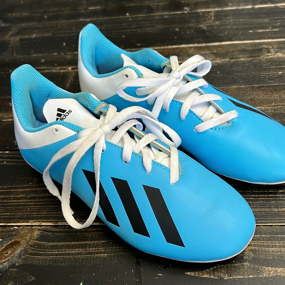 ⚽️ Adidas soccer cleats ⚽️